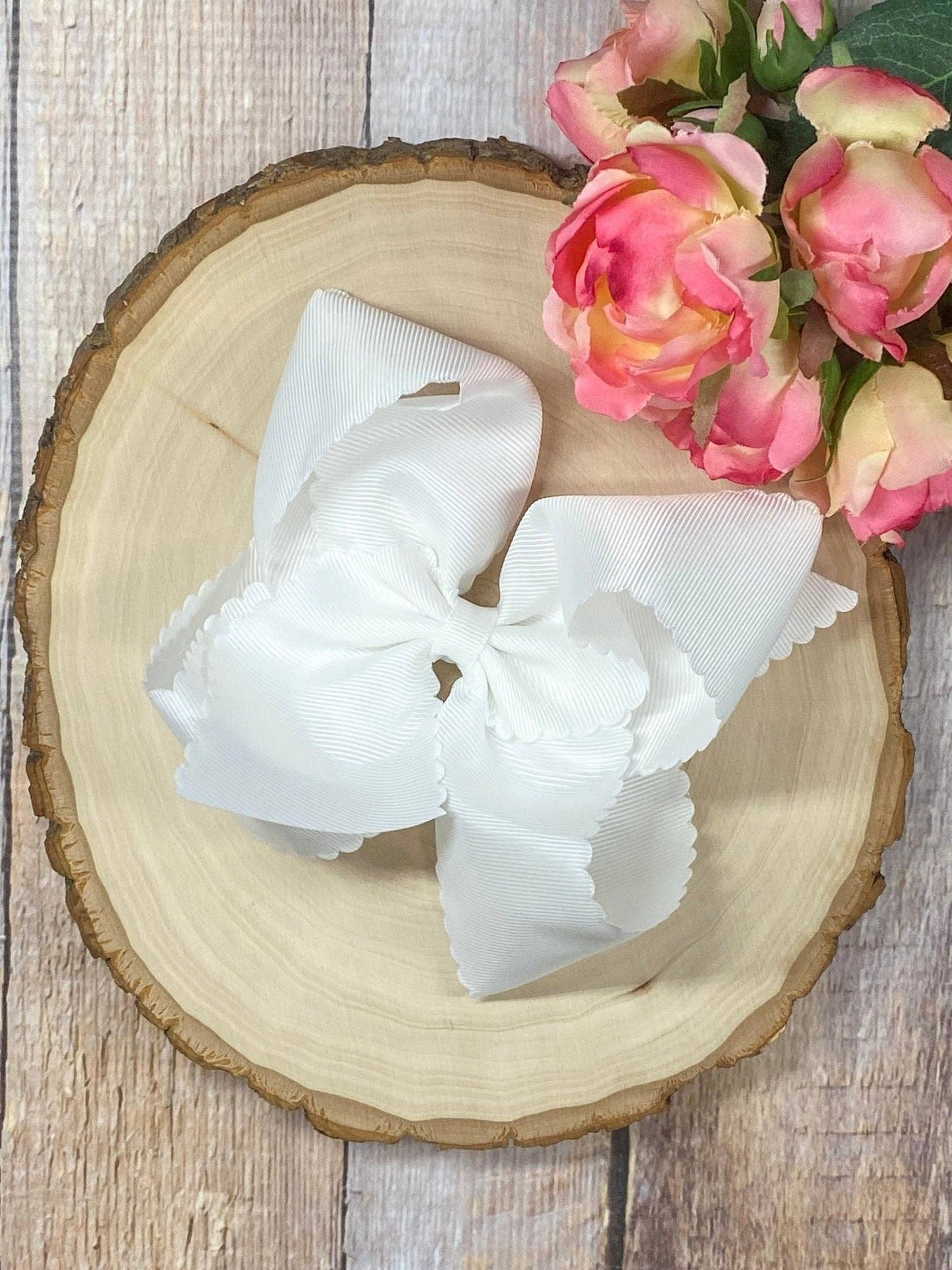Oversize Scalloped Bows - Alligator Clip - 5.5": White